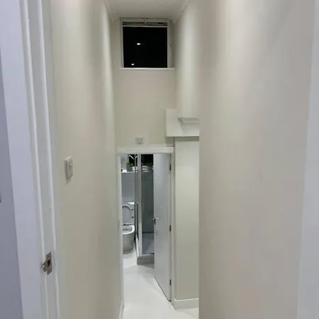 1 Bedroom Luxury Flat In Kensington Londra Esterno foto