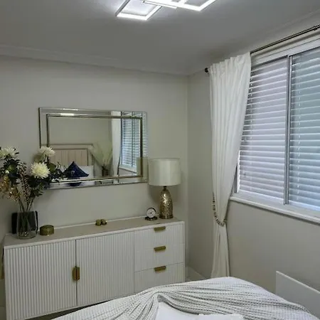 1 Bedroom Luxury Flat In Kensington Londra Esterno foto